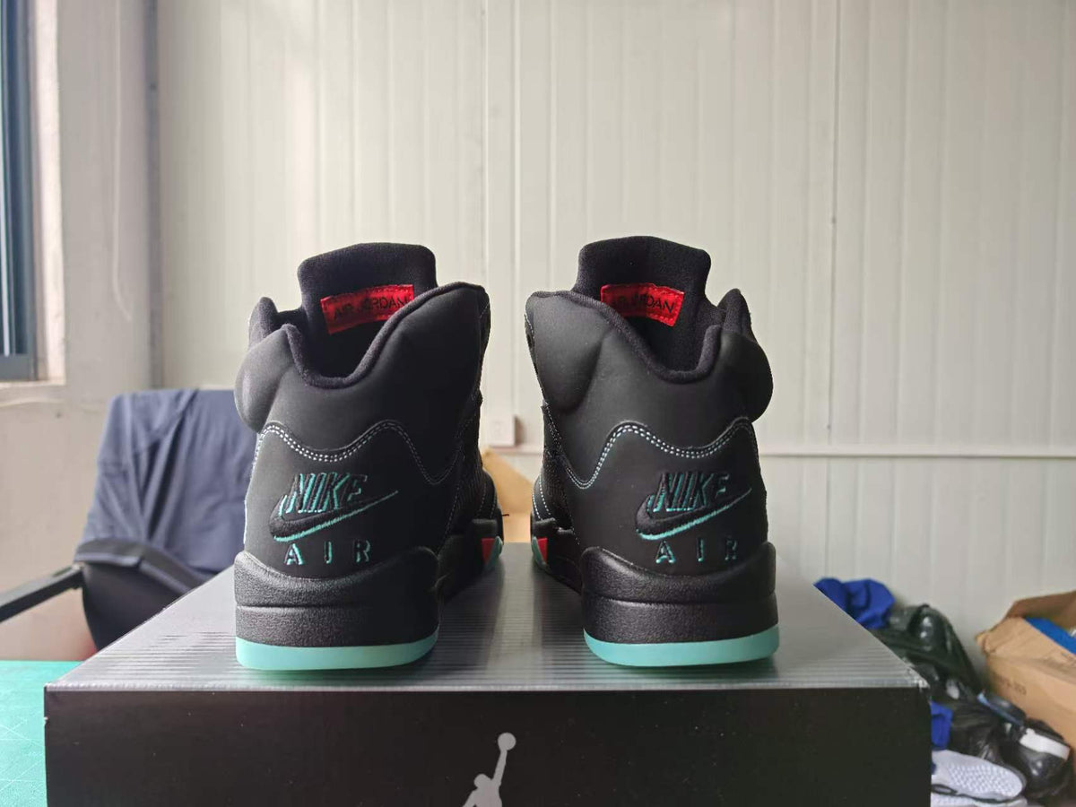 Air Jordan 5 "Halloween" Glow in the Dark Basketball Shoes Men's & Women's (EU 36–47)