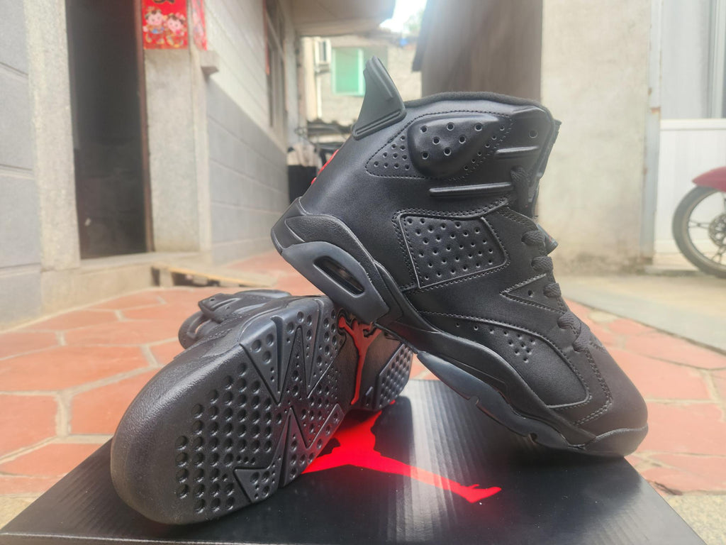 Air Jordan 6 Retro New Colorway Basketball Shoes (EU 40–47)