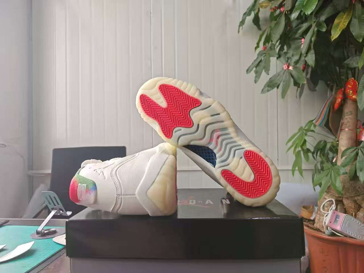 Air Jordan 11 Retro Sail Off-White Newsprint Sport Royal | IO8959-133