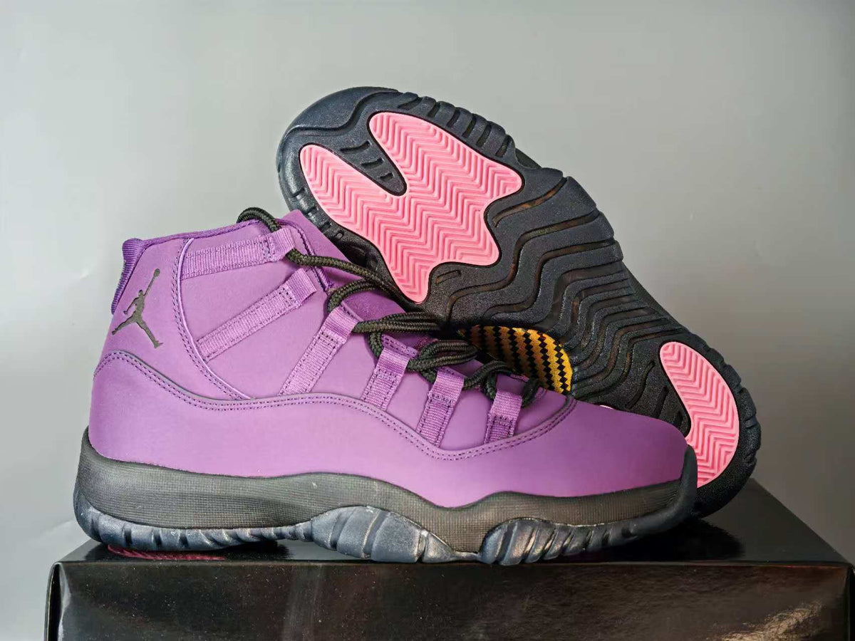 Air Jordan 11 Retro Mojave Canyon Purple Off Noir Violet Dust Medium Soft Pink | IO8961-553