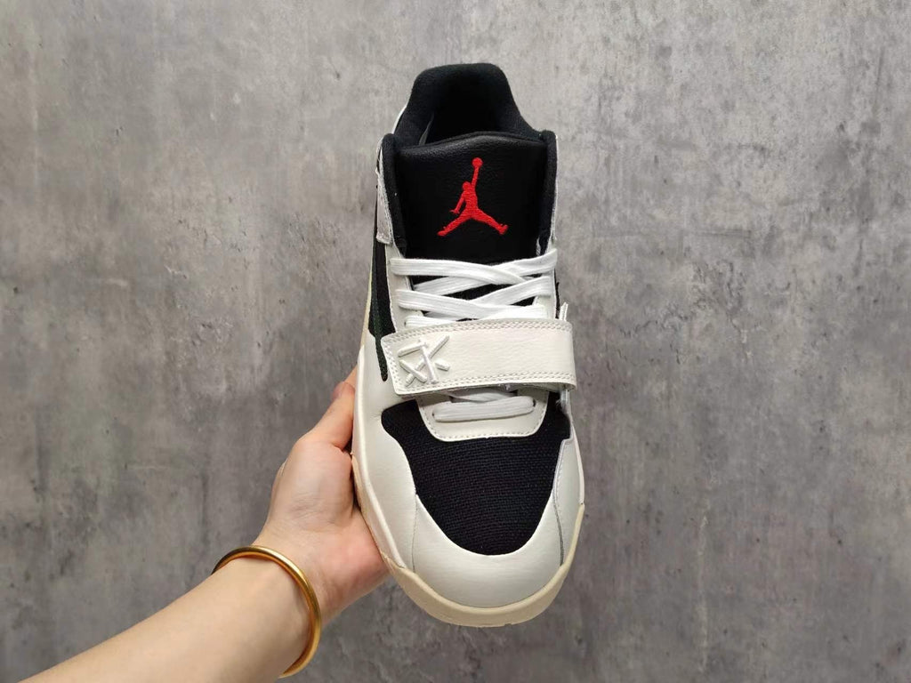 Travis Scott Reverse Swoosh Low-Top Sneakers