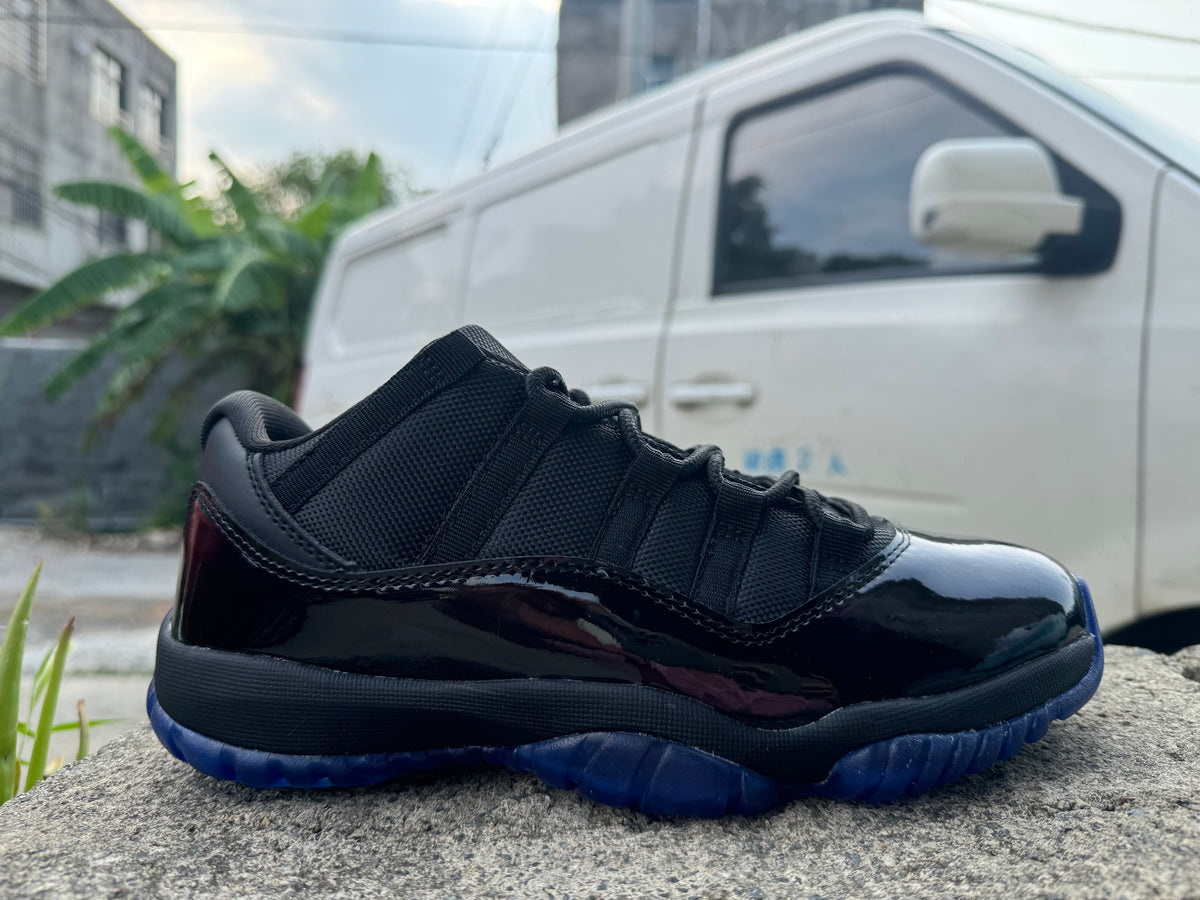 Air Jordan 11 Black Gamma Blue Sneakers