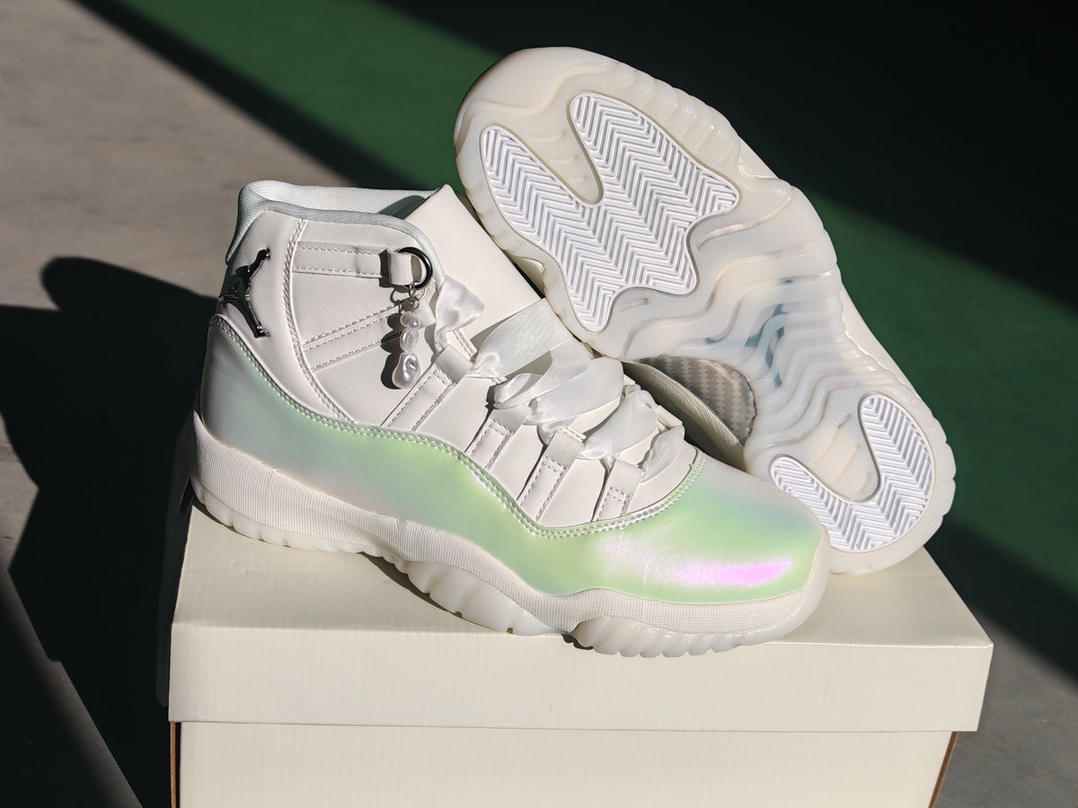 Air Jordan 11 Retro Sail Pearl Grey White Metallic Silver | AR0715-110