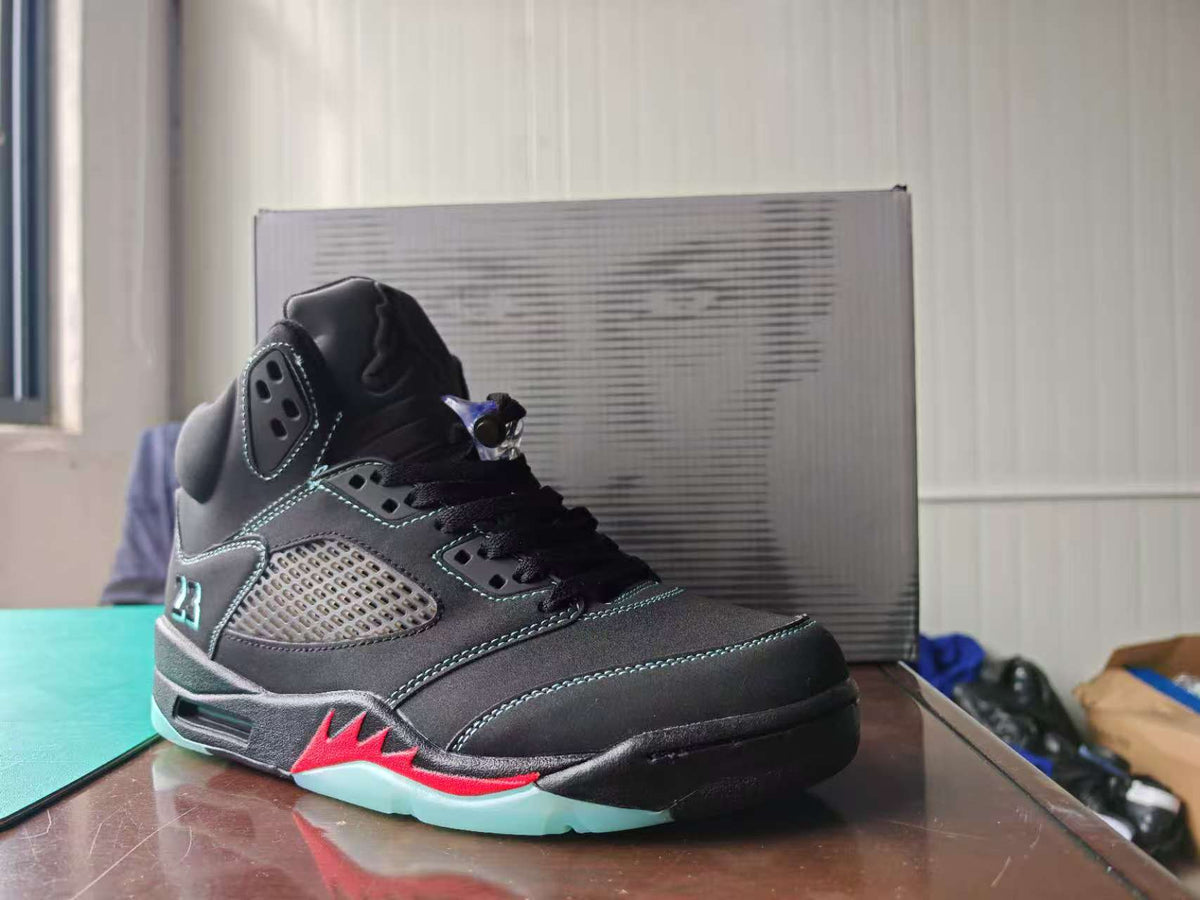 Air Jordan 5 "Halloween" Glow in the Dark Basketball Shoes Men's & Women's (EU 36–47)